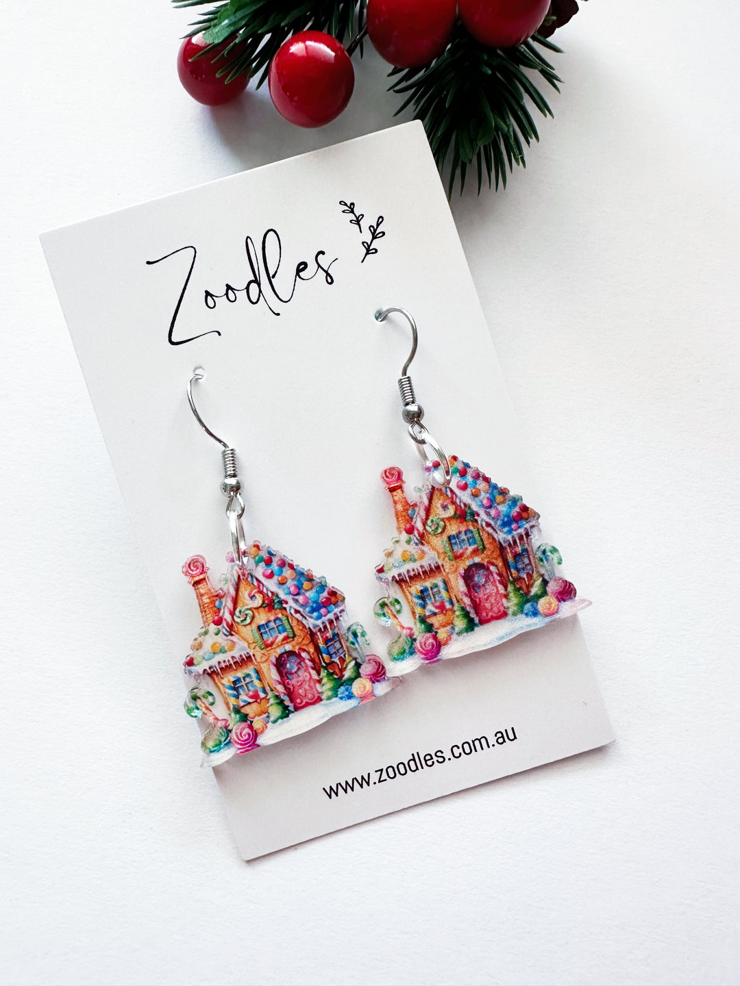 Zoodles Acrylic Hook Dangles - Rainbow Gingerbread House