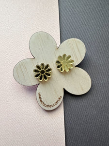 Zoodles Acrylic Mirror Studs on Timber Flower Board - Gold Flower