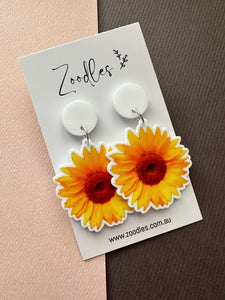 Zoodles Acrylic Dangles - Sunflowers