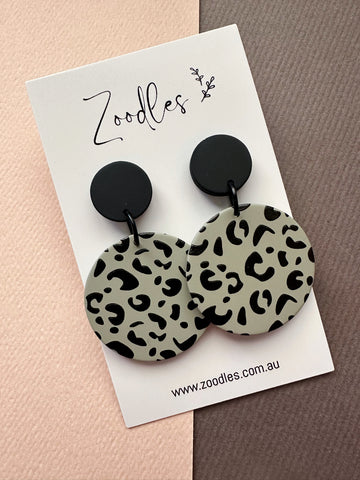 Zoodles Dangles - Grey Leopard