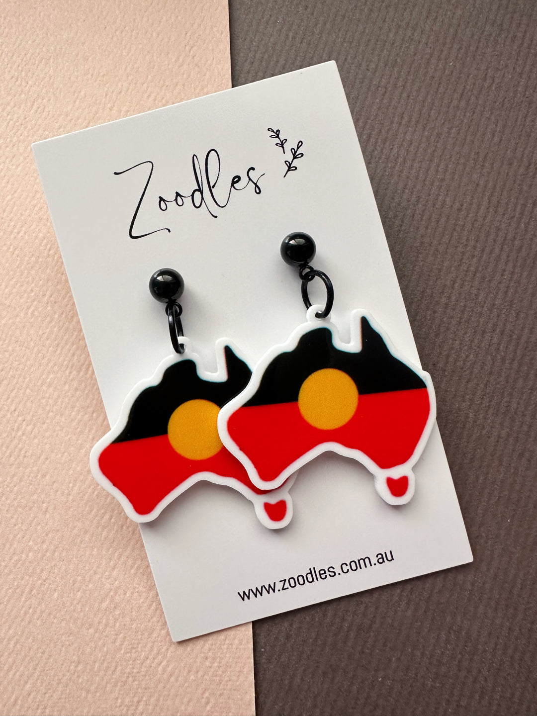 Zoodles Acrylic Dangles - Aboriginal Flag