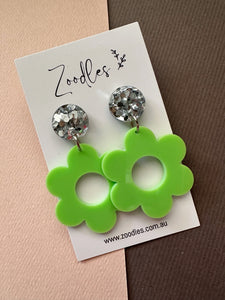 Zoodles Acrylic Dangles - Lime Flowers