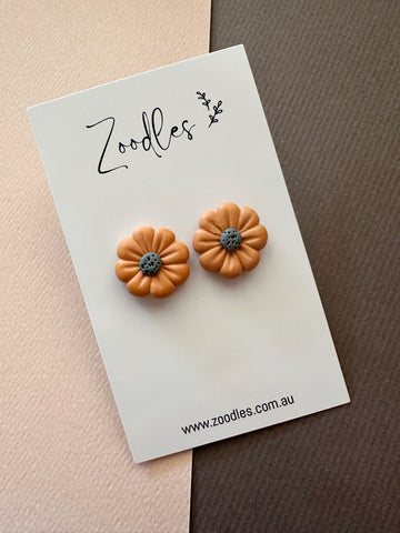 Zoodles Studs - Clay Flowers