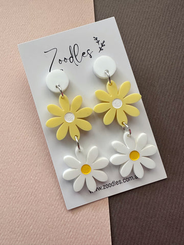 Zoodles Acrylic Dangles - Daisy Chain