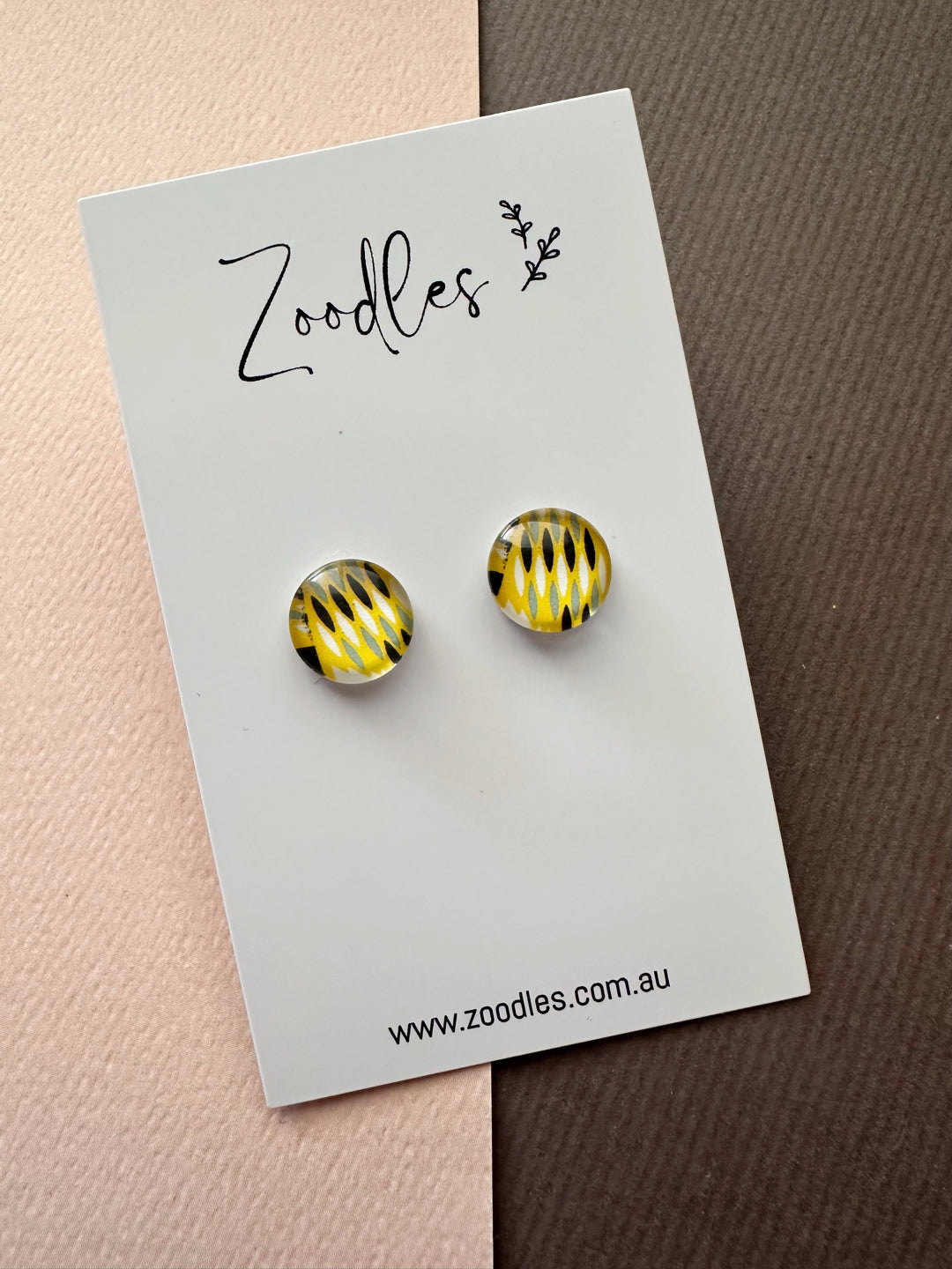 Zoodles Glass Studs