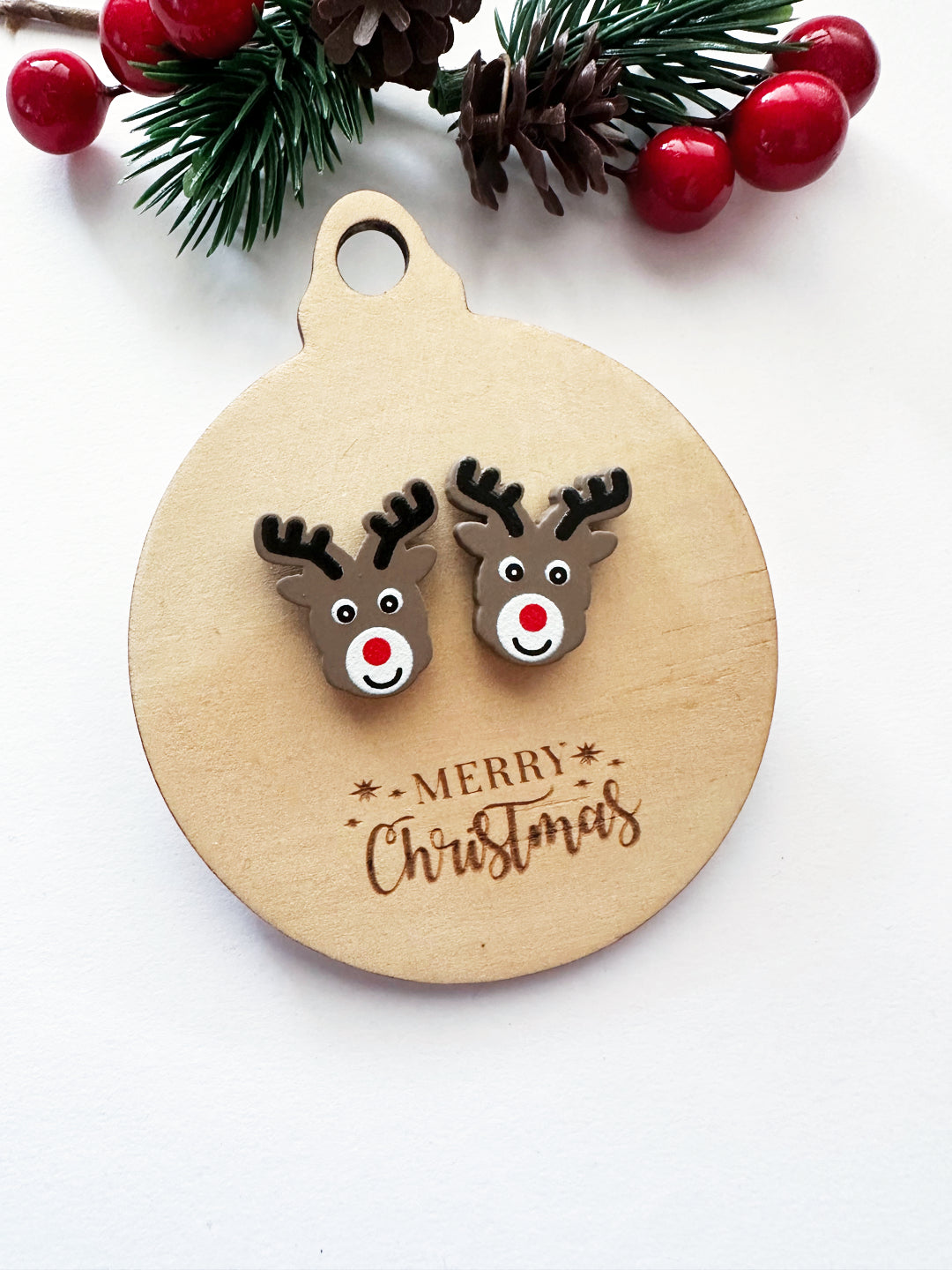 Zoodles Reindeer Statement Studs on Timber Bauble Board