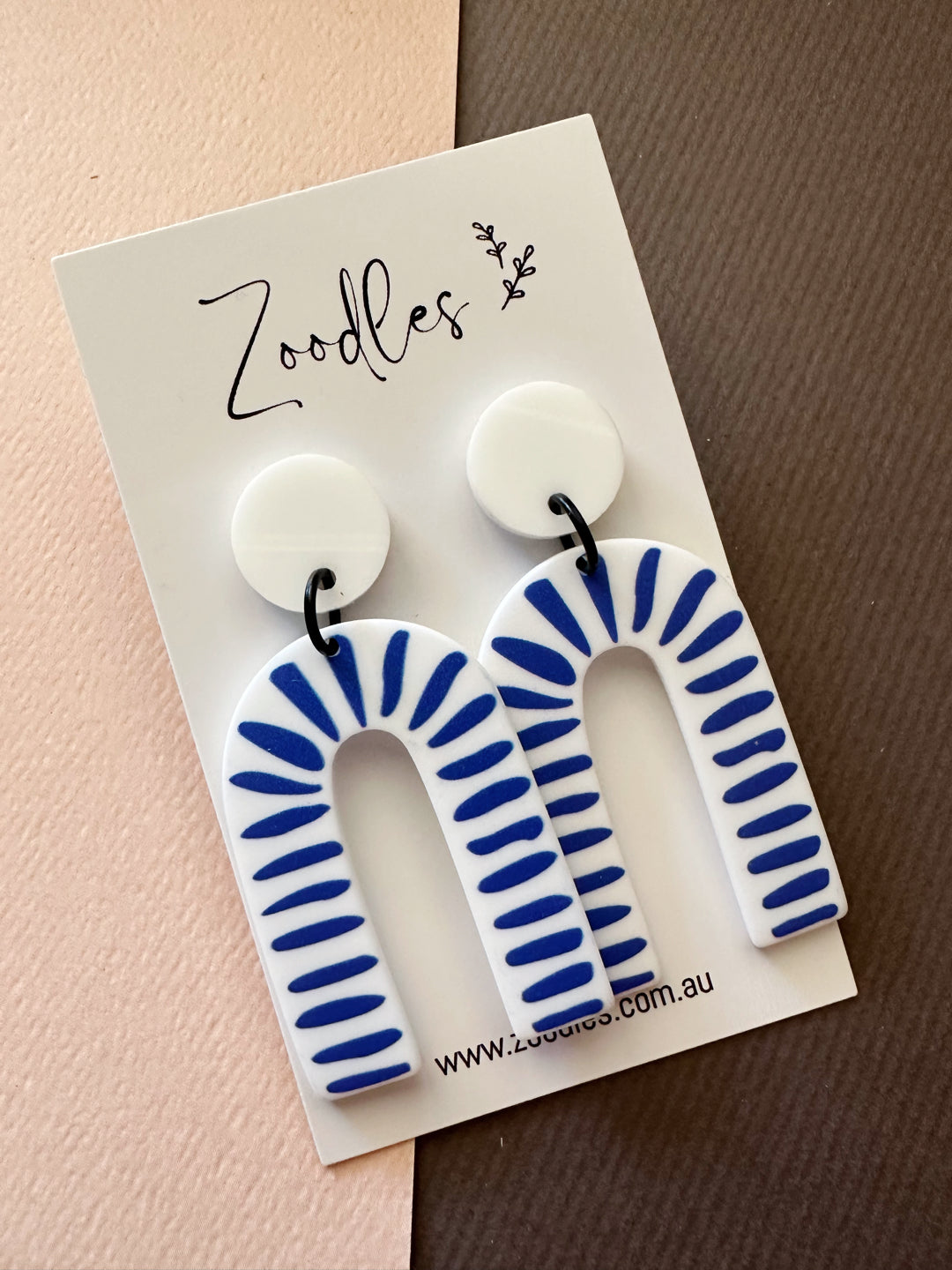 Zoodles Acrylic Dangles - Santorini Arch