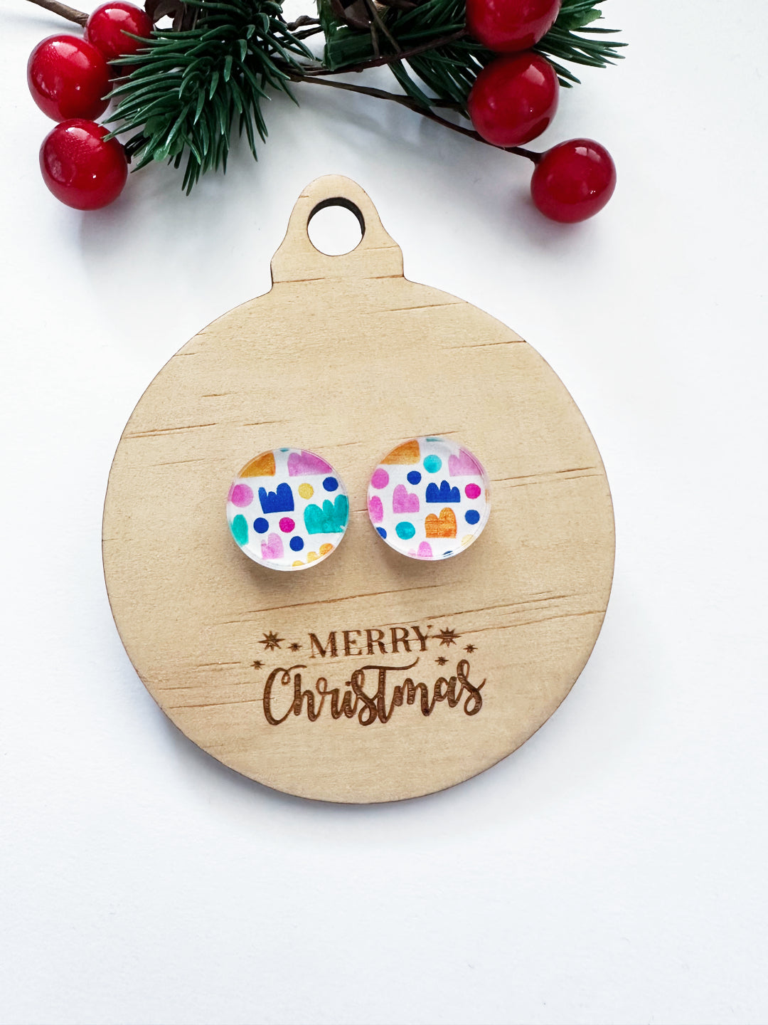 Zoodles Acrylic Studs on Timber Bauble Board